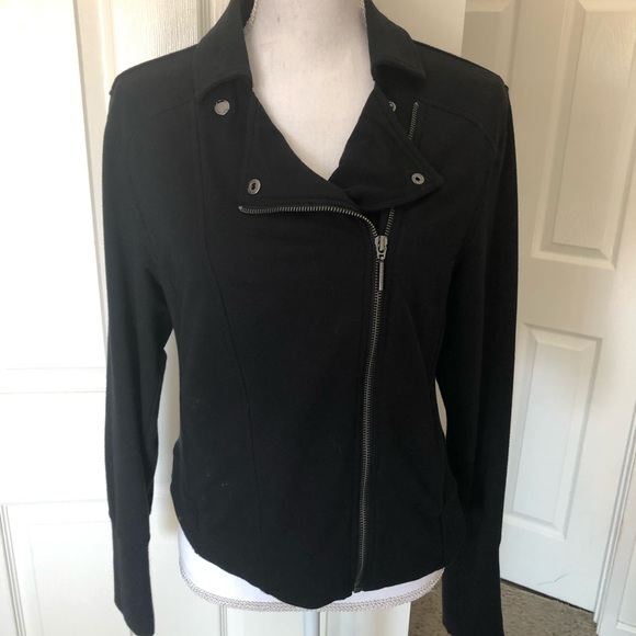 Halston Jackets & Blazers - Halston Black moto jacket